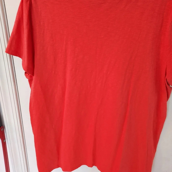 Chico's Orange-Red Scoop Neck with Cutout Short Sleeve Shirt in Size 3 - Picture 6 of 8